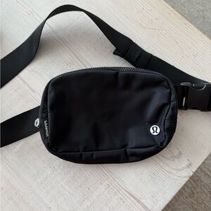 lululemon athletica Classic Black Belt Bag